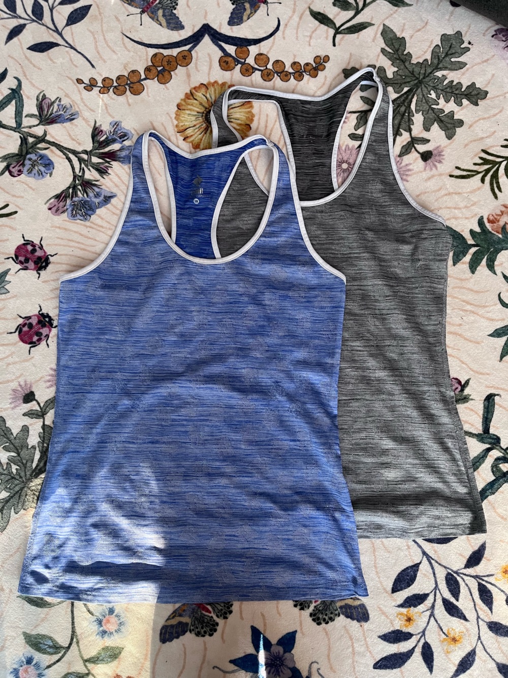 Run in rabbit tanks x2 Small